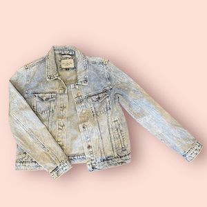 Light Wash Denim Baggy Jean Jacket